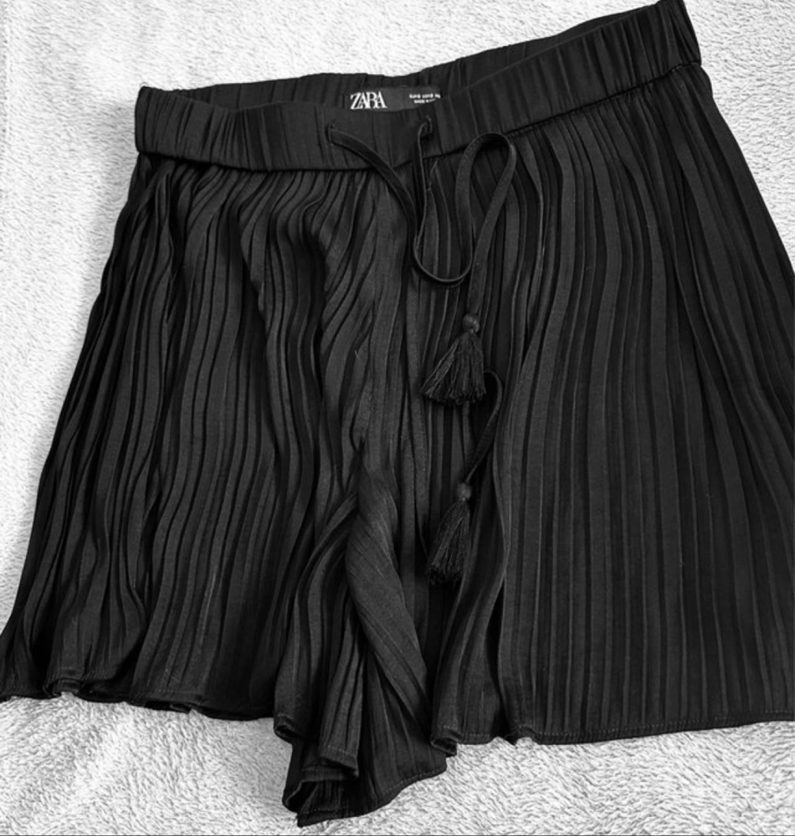 Pantalons courts🖤✨ – photo 2